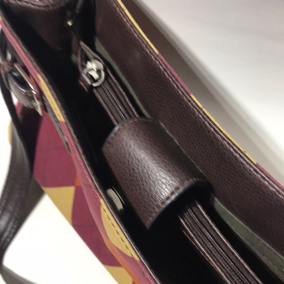 Tommy Hilfiger Shoulder Purse - Picture 9 of 12